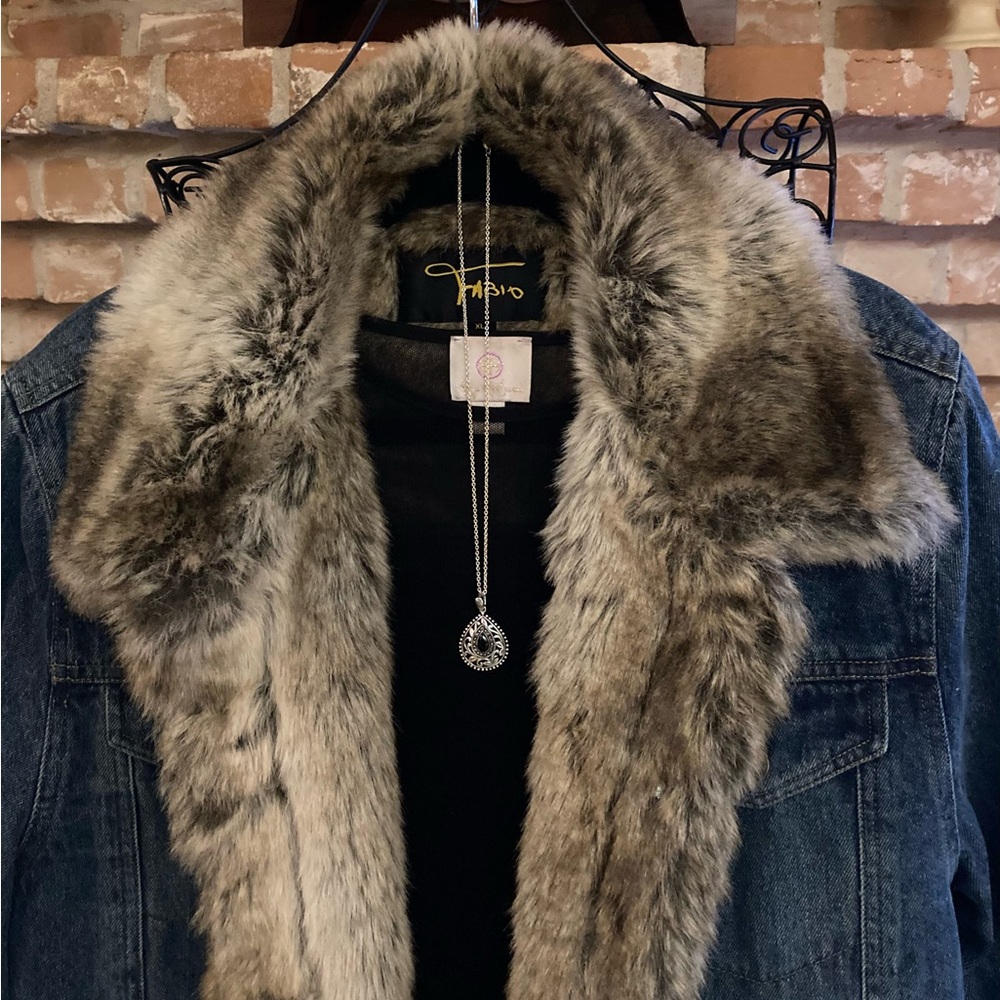 Fabio Faux Fur & Denim Trucker Jean Jacket - Picture 2 of 16